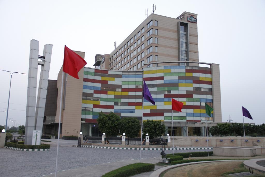 Country Inn & Suites By Radisson, Bathinda Exterior photo
