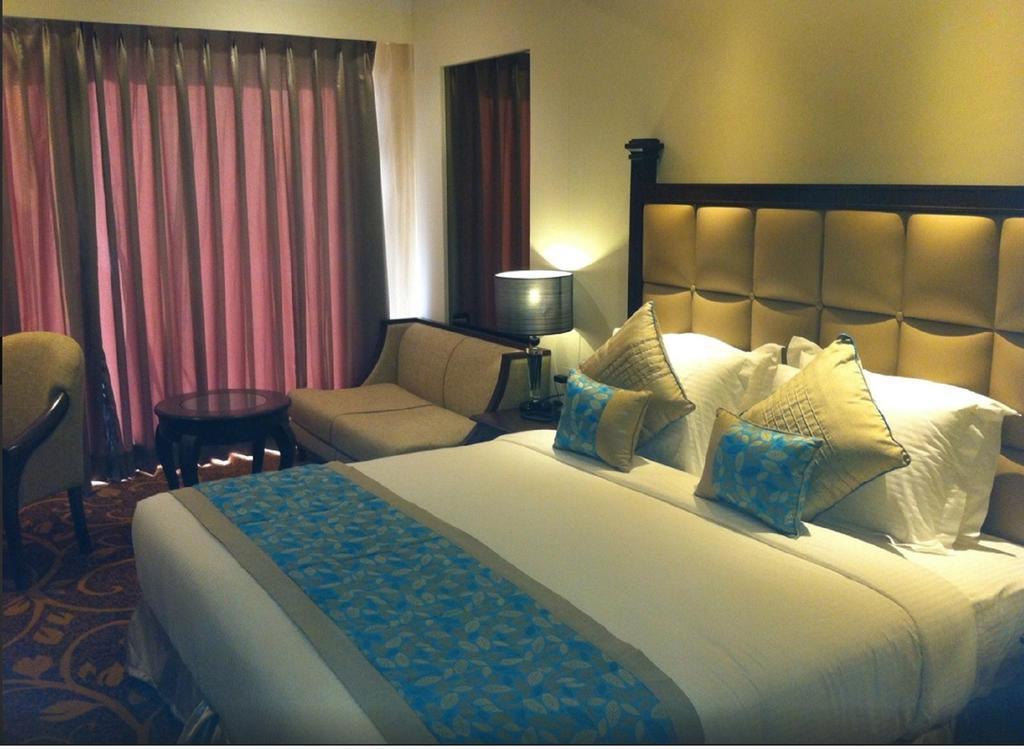 Country Inn & Suites By Radisson, Bathinda Exterior photo