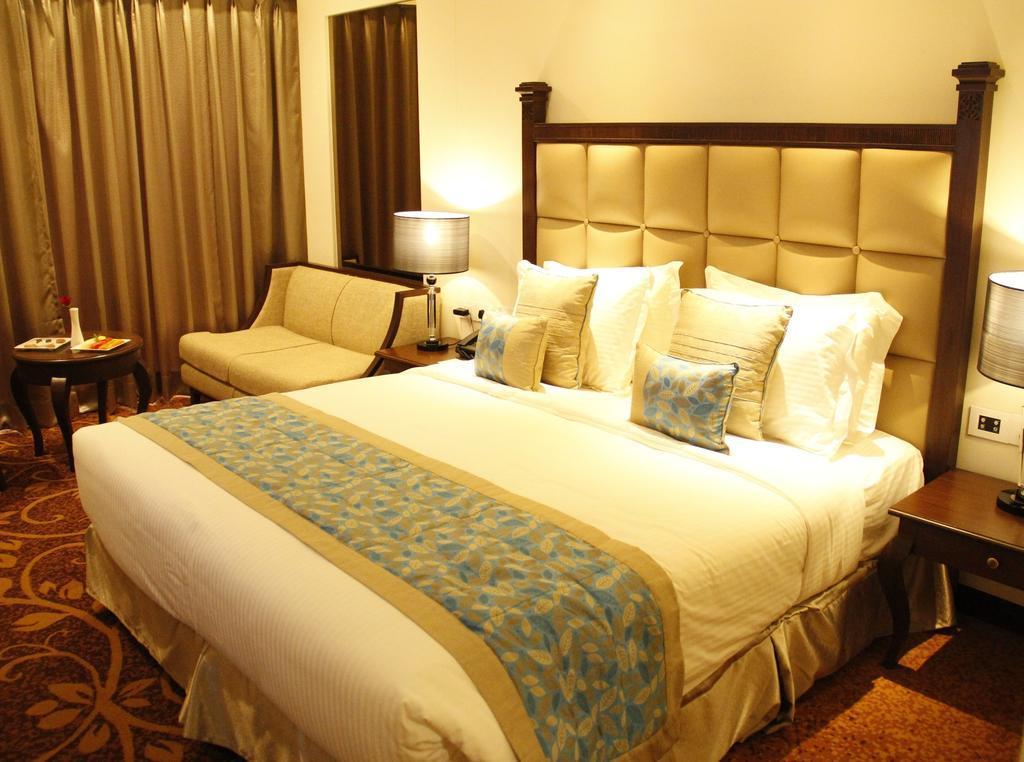 Country Inn & Suites By Radisson, Bathinda Exterior photo
